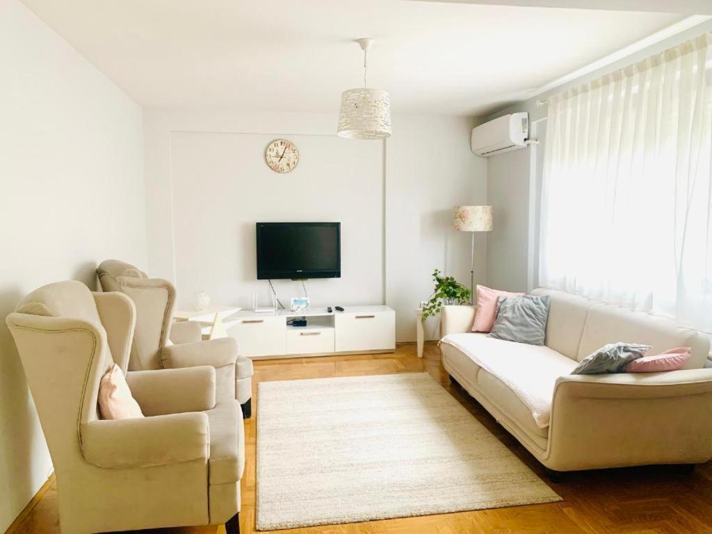 Cozy City Center Apartment Πρίζρεν Εξωτερικό φωτογραφία