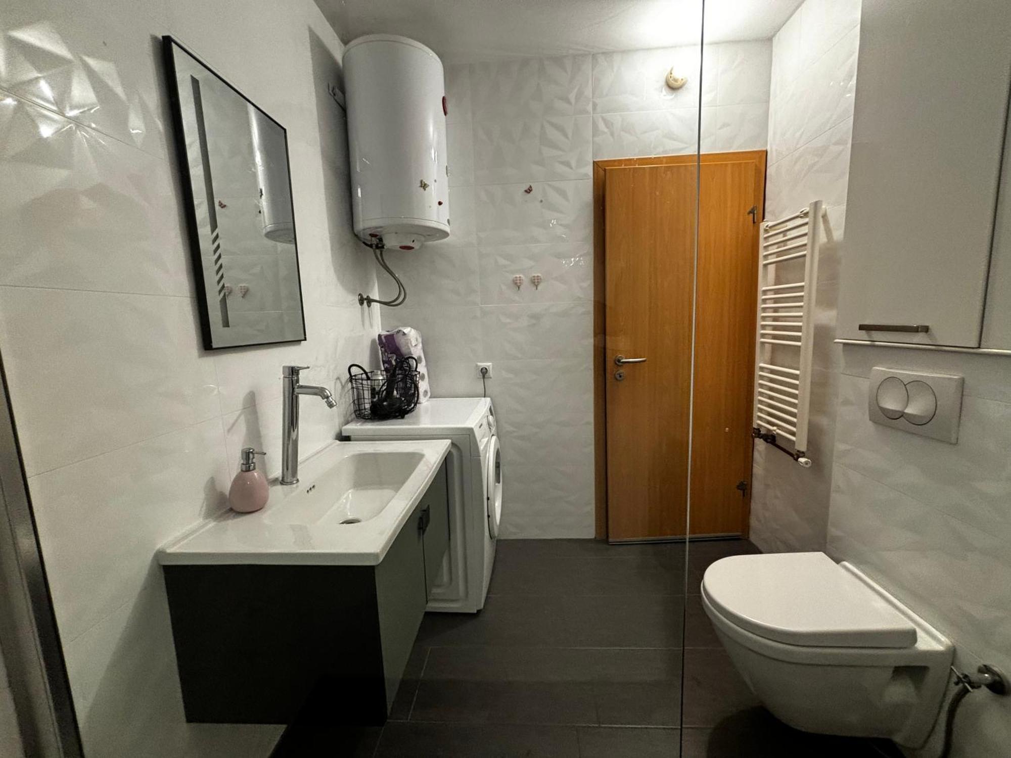 Cozy City Center Apartment Πρίζρεν Εξωτερικό φωτογραφία