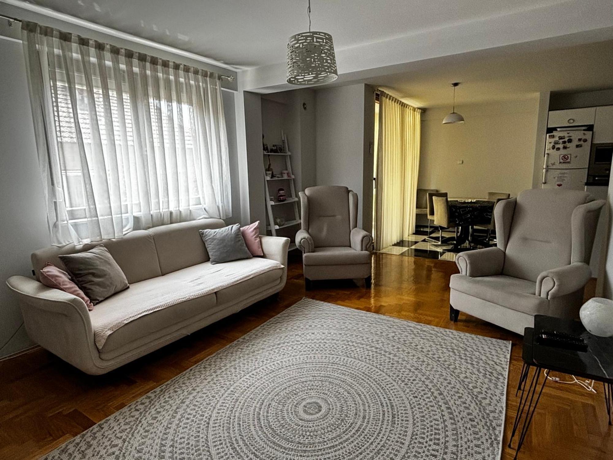 Cozy City Center Apartment Πρίζρεν Εξωτερικό φωτογραφία